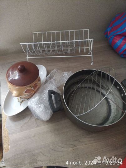 Бокалы и другая посуда бесплатно