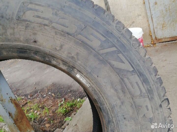 КАМА NR 202 235/75 R17C