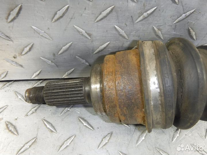 Полуось передняя левая Suzuki Baleno I