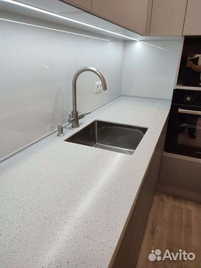 Столешница из искусственного камня