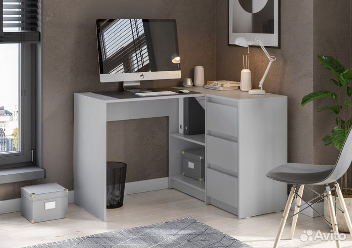 Стол письменный 