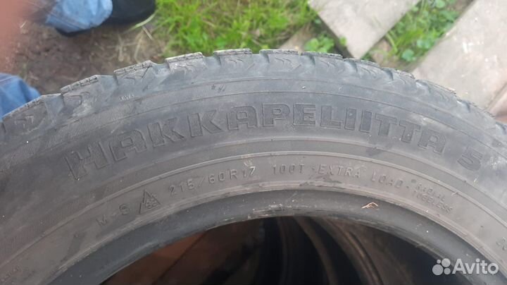 Hankook Winter Radial W404 215/60 R17