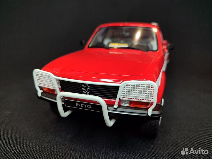 1/18 Peugeot 504 Pick Up Dangel (Otto)