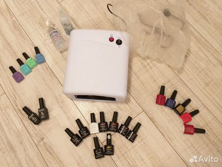 Лампа и гель лаки, шеллак, блюскай, лакомшир