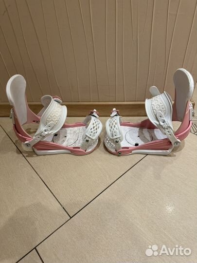 Крепления для сноуборда женские union