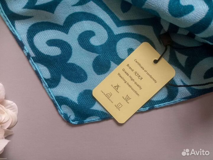 Платок шаль палантин новый