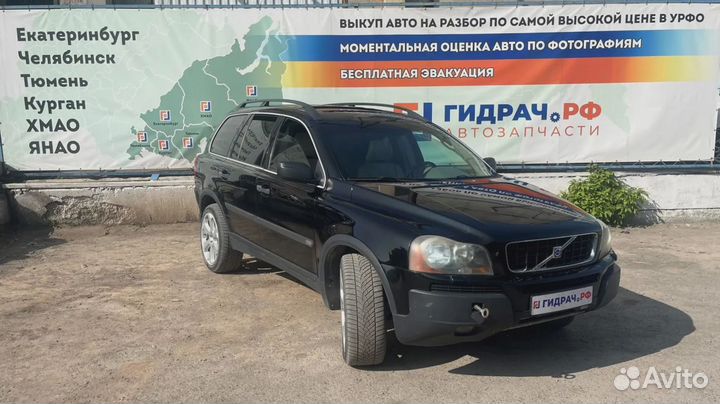 Накладка порога левая наружная Volvo XC90