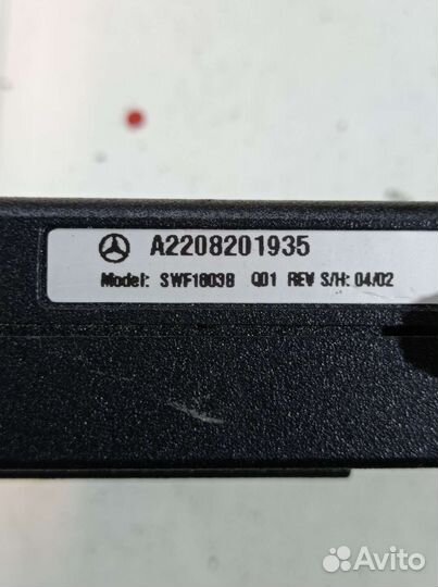 Блок усилитель телефона Mercedes w210