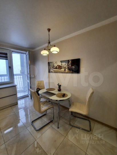 3-к. квартира, 80,5 м², 11/12 эт.