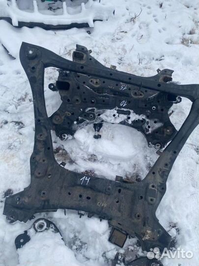 Подрамник передний Kia K5