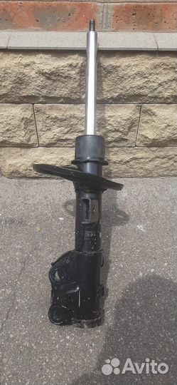 Стойка амортизационная передняя левая Mazda 6 Gj