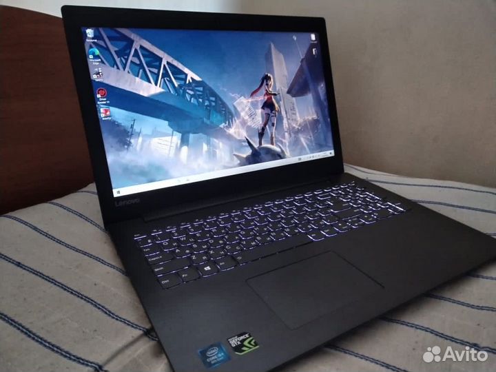 Мощный игровой ноутбук i5/8300/Gtx1050/4Гб