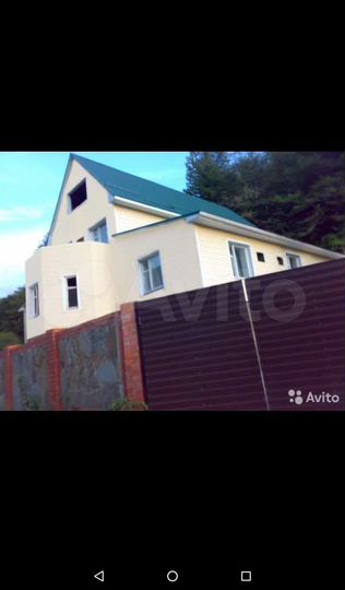 Дом 330 м² на участке 6,5 сот.