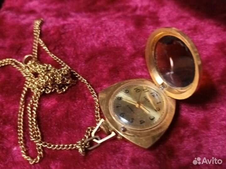 Часы СССР кулон