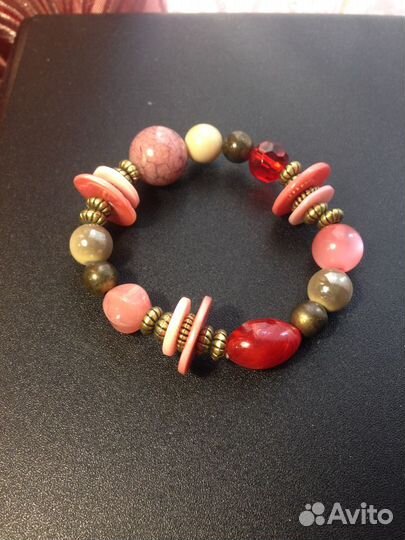 Браслеты разные