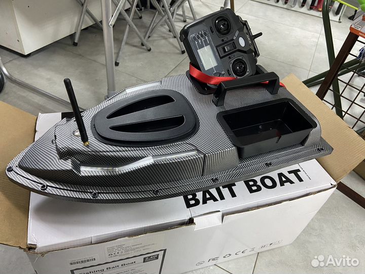 Прикормочный кораблик