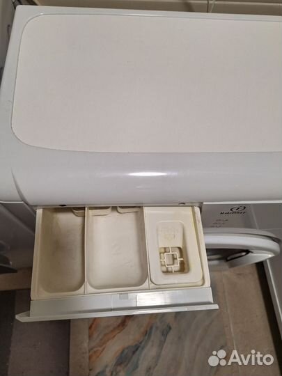 Стиральная машинка Indesit wiun 81