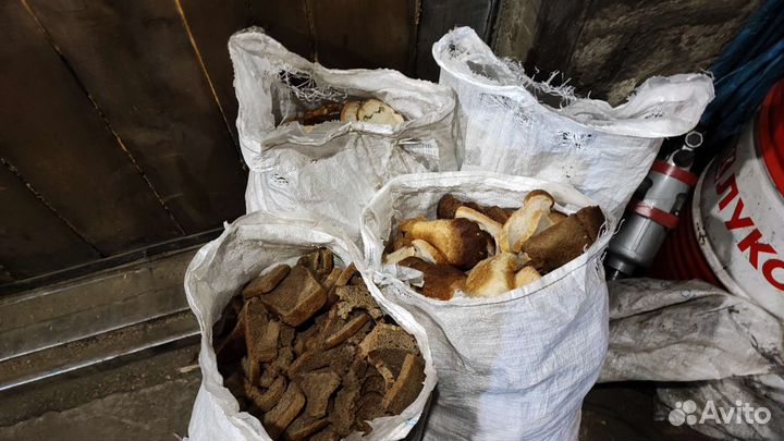 Хлеб в мешках