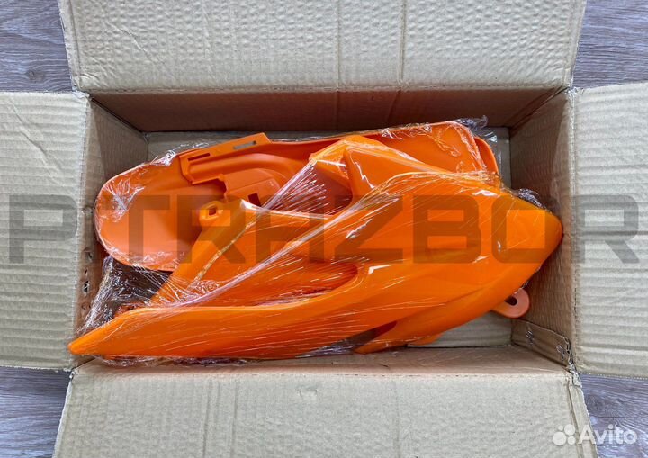 К-т пластика (тип CRF 50) в ассортименте, новый