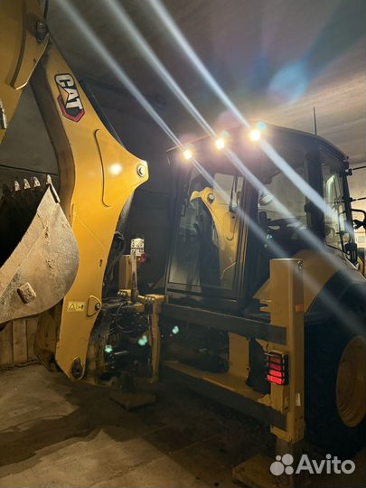 Экскаватор-погрузчик CAT 444, 2021