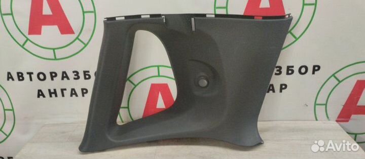 Обшивка стойки задняя левая Mitsubishi Colt Z32A