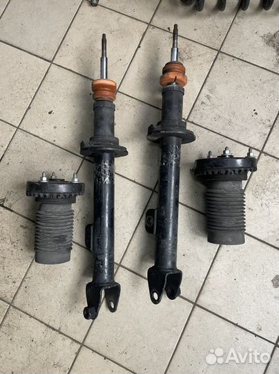 Стойки амортизатора передние dodge magnum