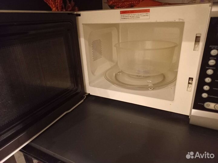 Микроволновая печь whirlpool