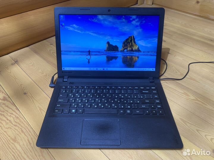 Компактный ноутбук Lenovo/4gb/250gb