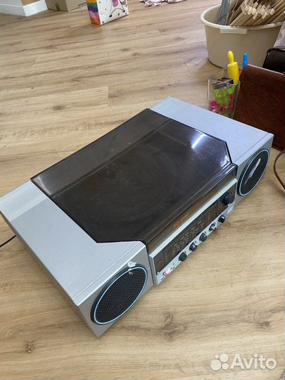 Проигрыватель винила