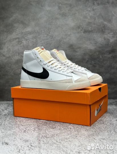 Кроссовки Nike Blazer mid 77