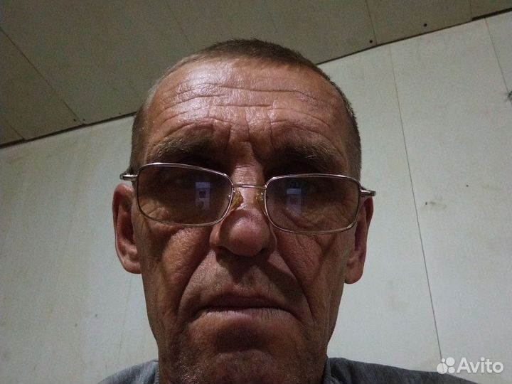 Наладчик швеиных машинок