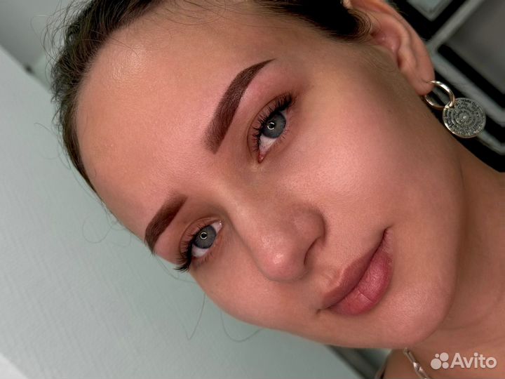 Оформление бровей