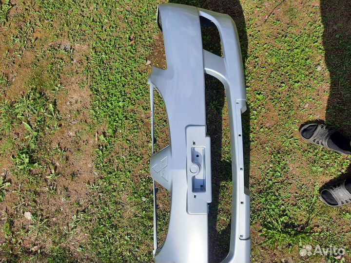 Передний бампер lancer 9