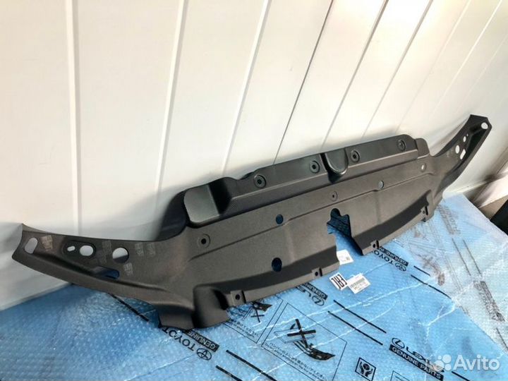 Накладка замка капота Toyota Lc Prado 150