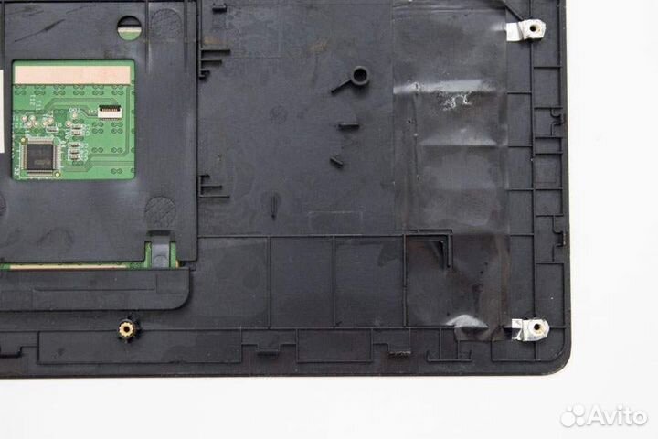 Верхняя часть корпуса 13N0-RLA0421 с тачпадом для