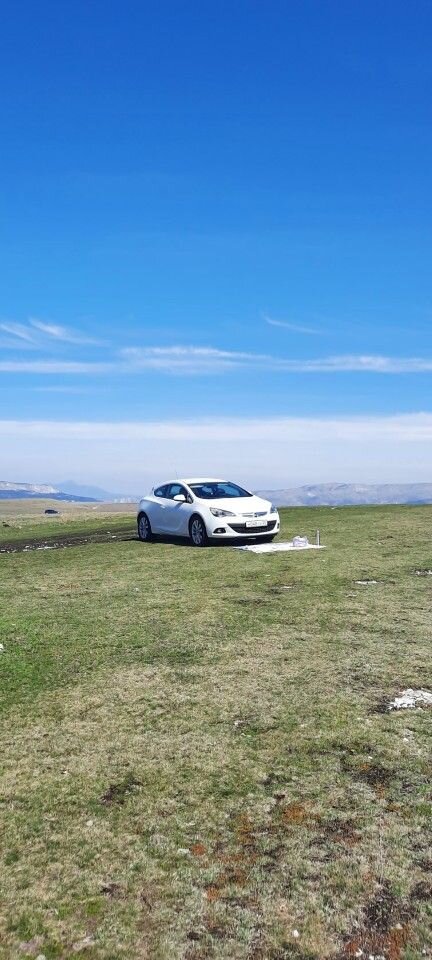 Opel Astra GTC: фото владельца