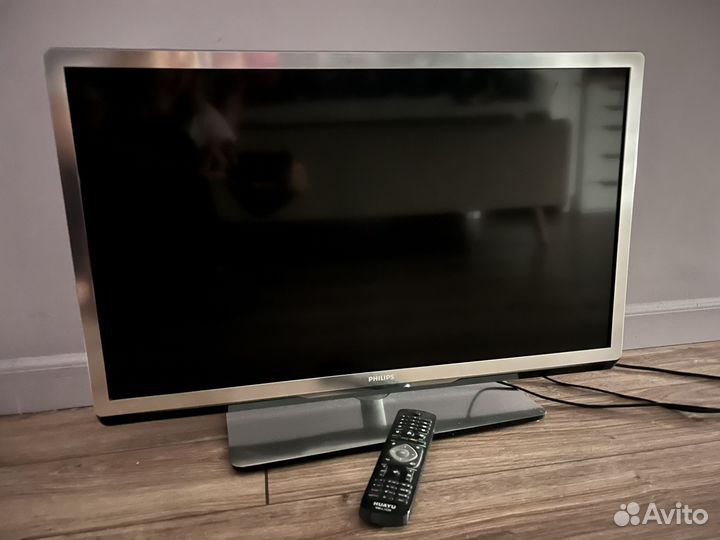 Телевизор philips 32 дюйма ЖК