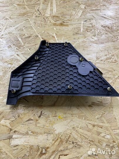 Крышка динамика Renault Megane 2007