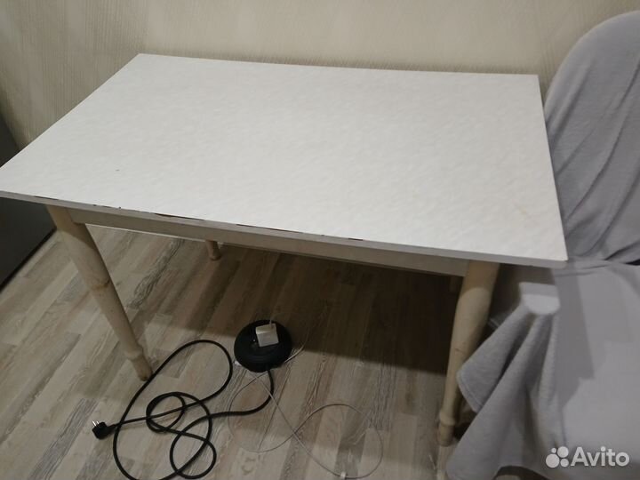 Кухонный стол бу