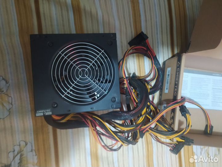 Блок питания 700W