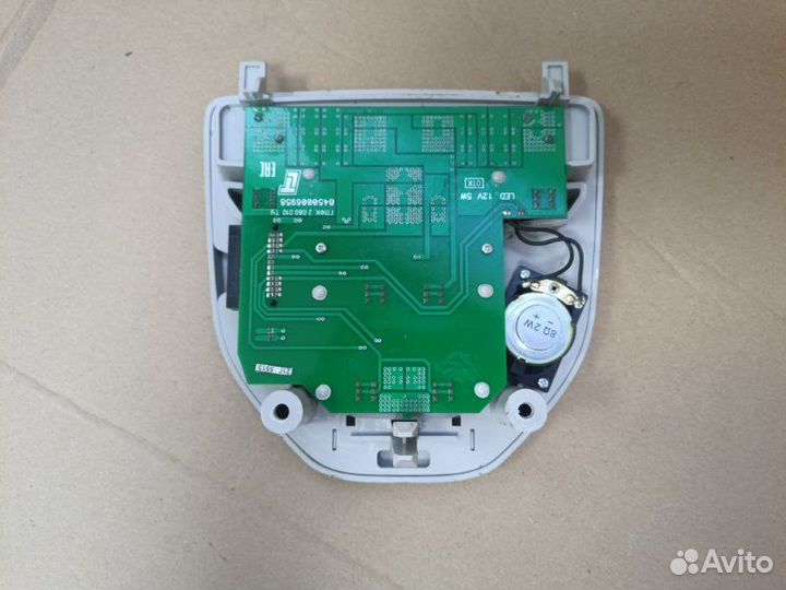 Плафон освещения салона LADA Vesta Sw универсал