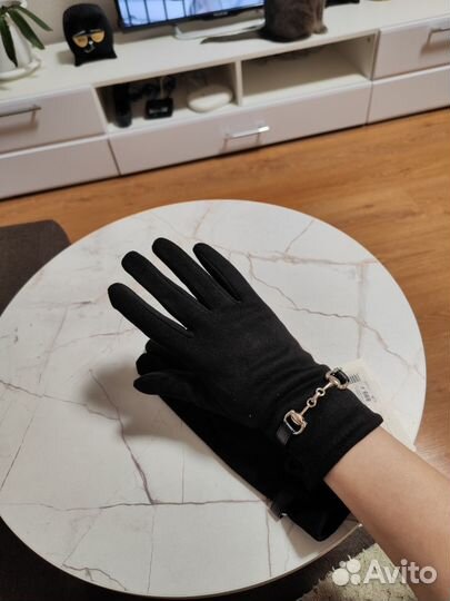 Перчатки новые Zolla