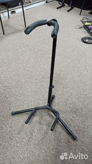 Стойка для гитары