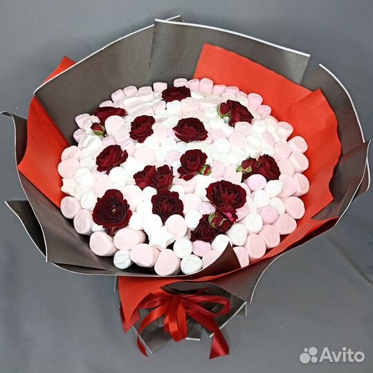 Розы в букете на 14 февраля 8 марта