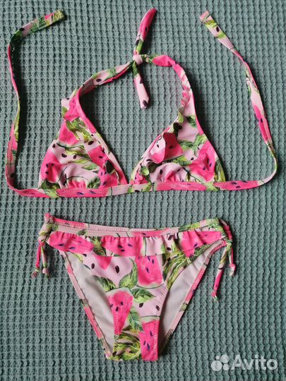 Купальник для девочки р. 128 - 140 новый
