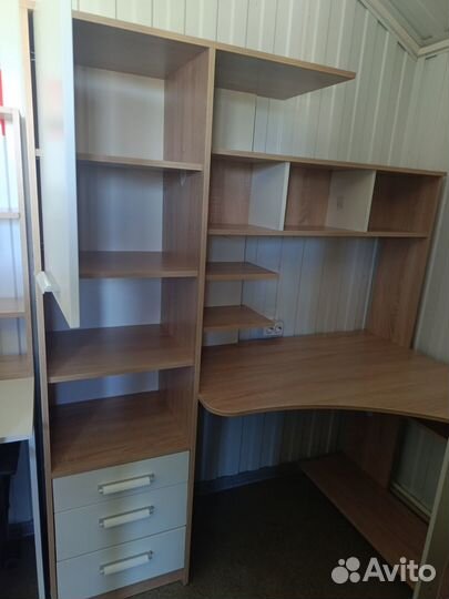 Стол компьютерный 