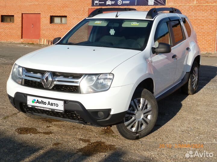 Renault Duster 2.0 МТ, 2019, битый, 140 000 км