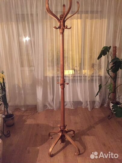 Вешалка напольная