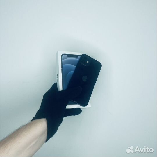 iPhone 12, 64 ГБ