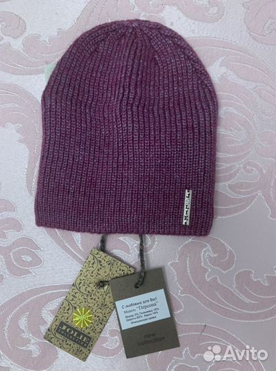Шапка брендовая